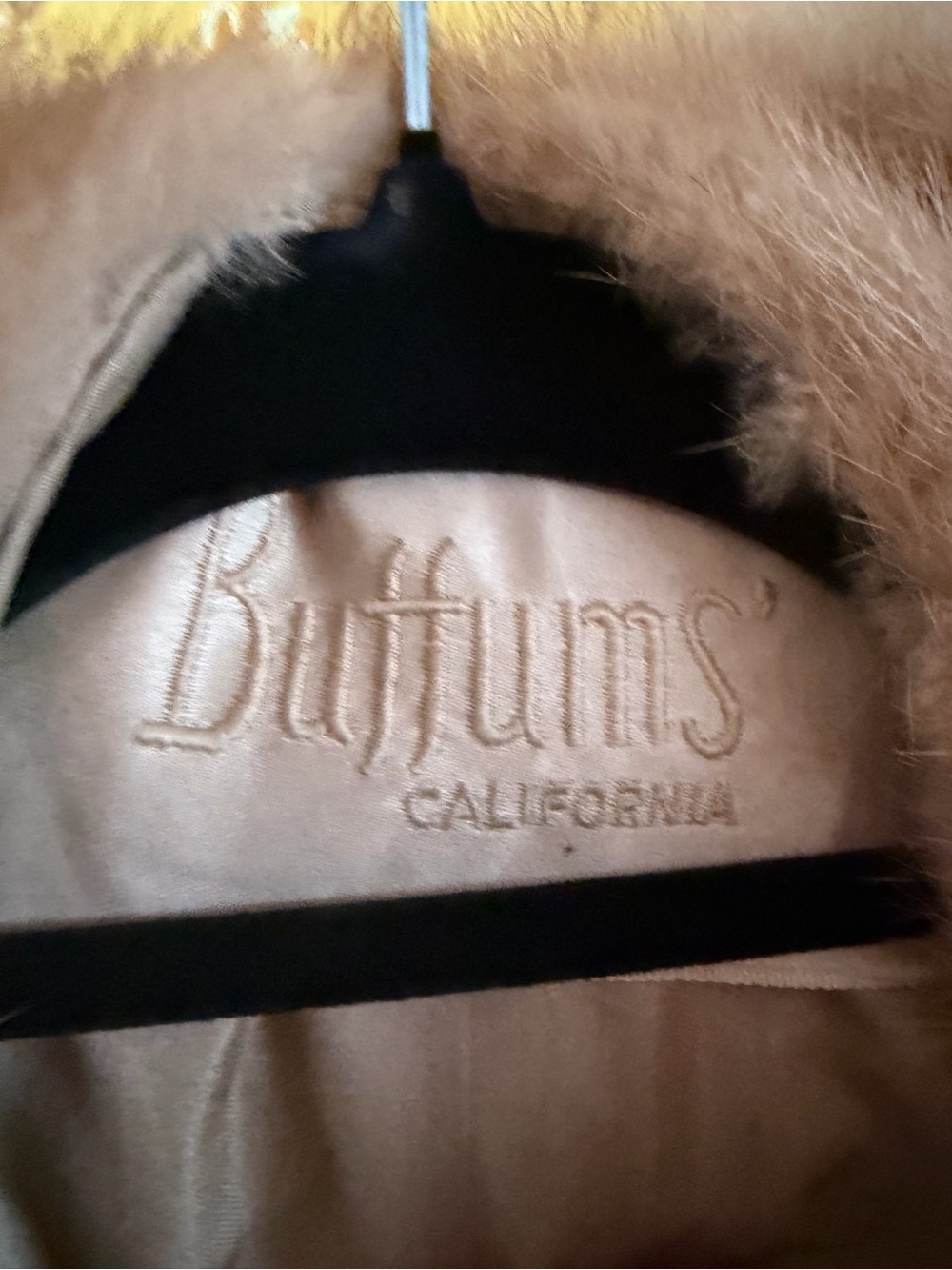 Adorable Small Blonde Mink Stole By Buffums - Picture 4 of 5